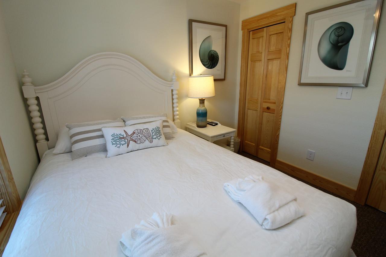 Whalebone Ocean Cottages By Kees Vacations Nags Head Extérieur photo
